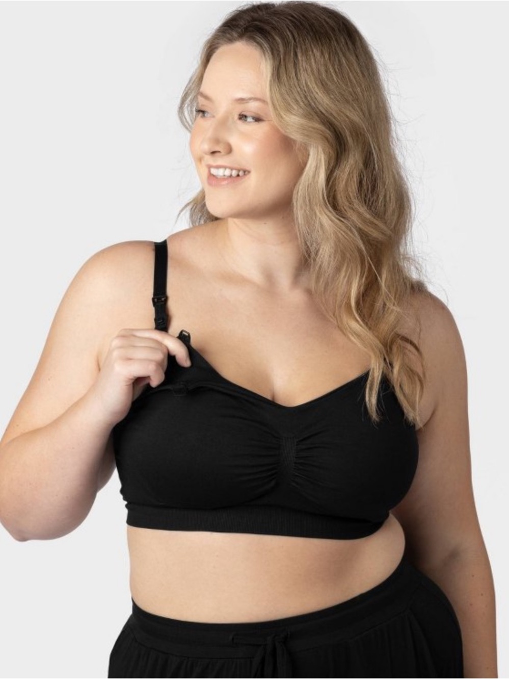 Kindred Bravely Hands-Free Pumping & Nursing Bra Black M Regular NWT - KB2